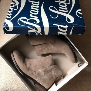 Lucky Brand LK-Nightt Boots, size 8.5